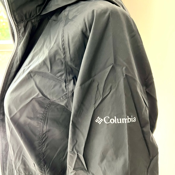 Columbia Black Windbreaker Jacket - Picture 4 of 6